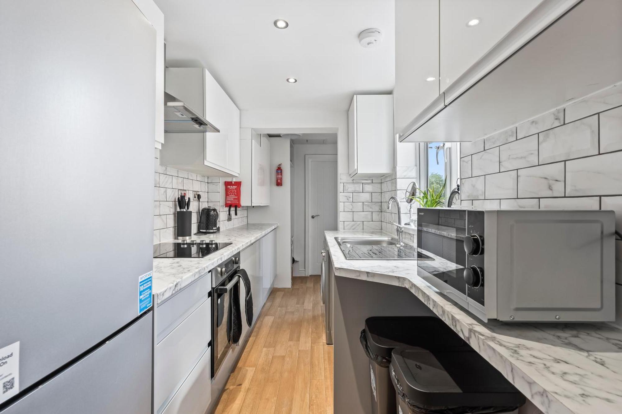 4 Bedroom, 2 Bath In Newcastle Town Centre Экстерьер фото